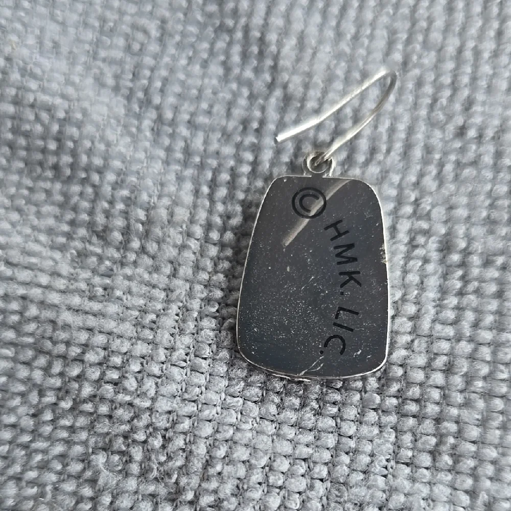 Hallmark Silver and Cream Earrings - Picture 5 of 5